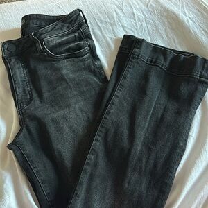 Kut from the cloth, “Kelsey” Fab Ab Ankle Flare, high-rise, black denim jeans